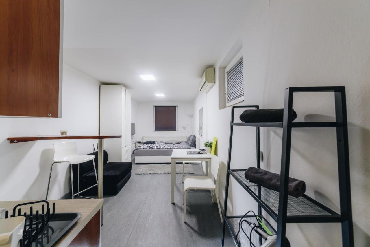 Apartments Luka 크라구예바츠 외부 사진